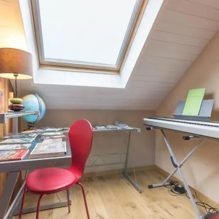 Сasa de vacaciones House La Giteanne La Chapelle-Sur-Erdre